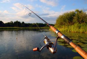 DO FISHING RODS ATTRACT LIGHTNING