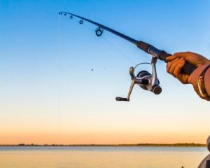 DO FISHING RODS ATTRACT LIGHTNING